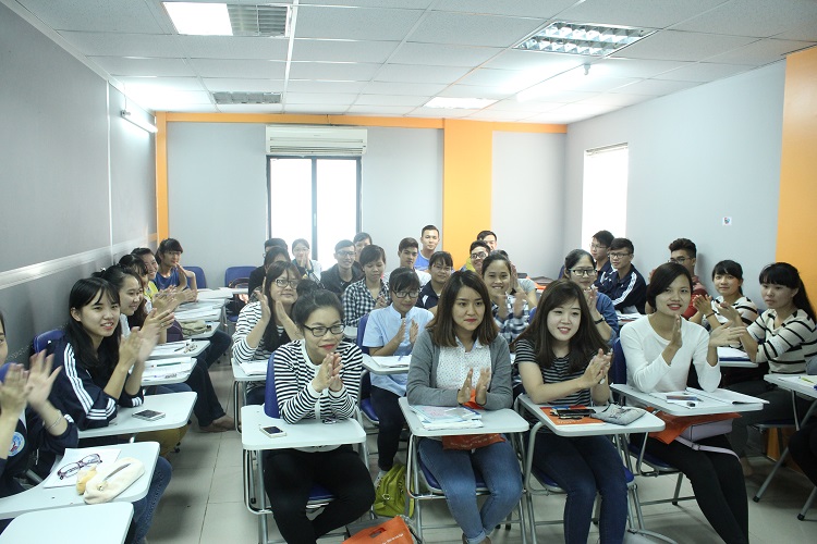 SỬ DỤNG 100% TIẾNG ANH KHI HỌC IELTS CÓ PHÙ HỢP VỚI BẠN?